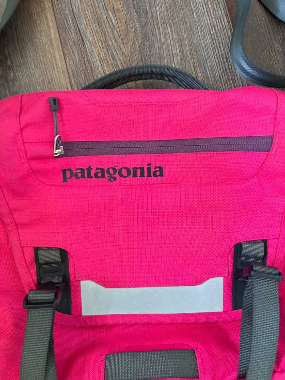 Pink Patagonia Crossbody Bag - Picture 3 of 3